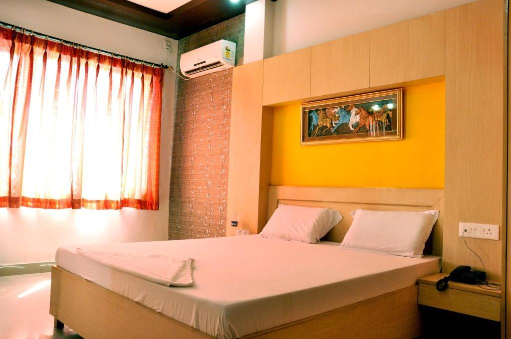 Hotel Ganga View Haridwār Room photo